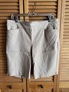CHICO’S Golden Tan Pull-On Dress Bermuda Shorts
